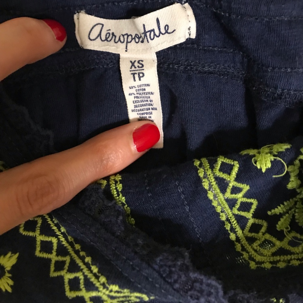 Top - Picture 2 of 2